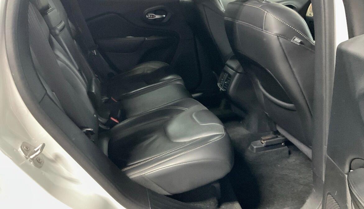 Used Jeep Cherokee 2015 for sale - 78100604: Photo 3