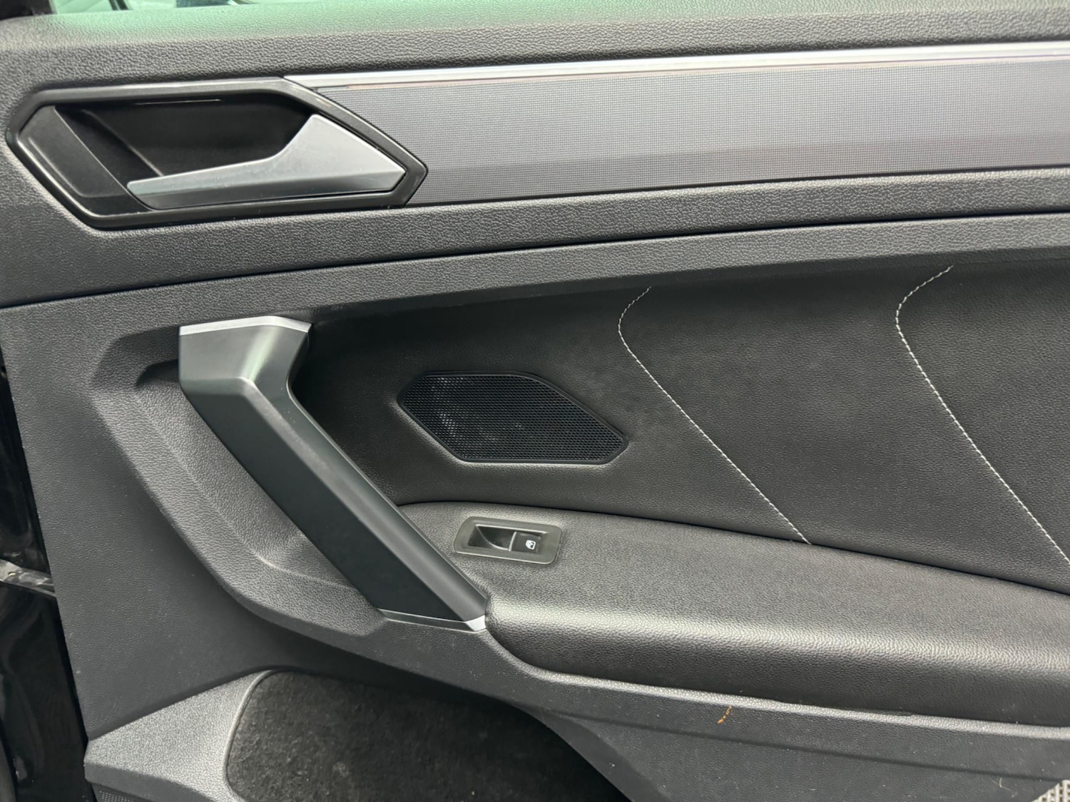 Used Volkswagen Tiguan for sale - 76727926: Photo 16