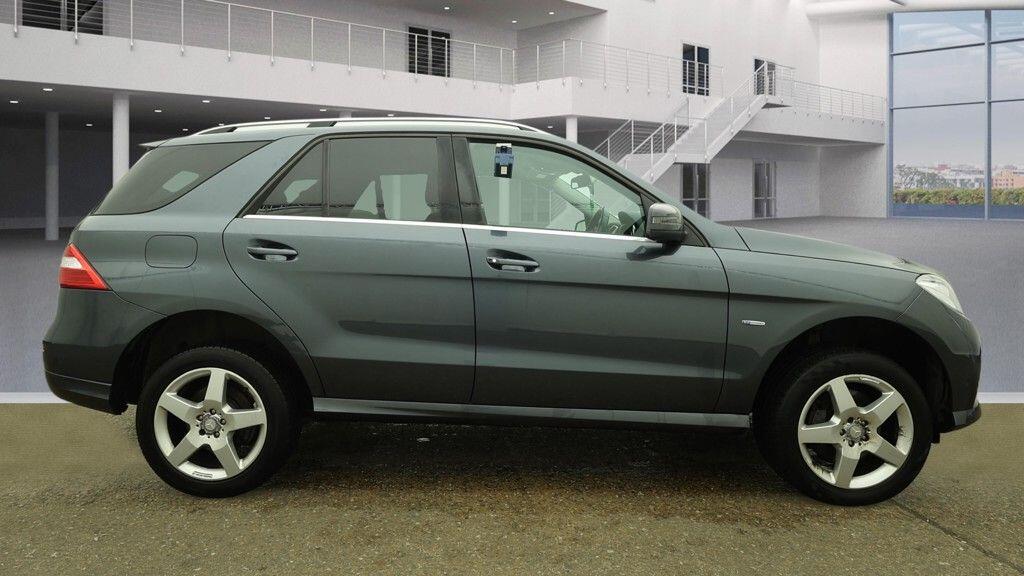 Used Mercedes-Benz M Class 2012 for sale - 77174544: Photo 9