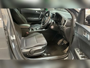 Used Kia Sportage 2020 for sale - 78347583: Photo