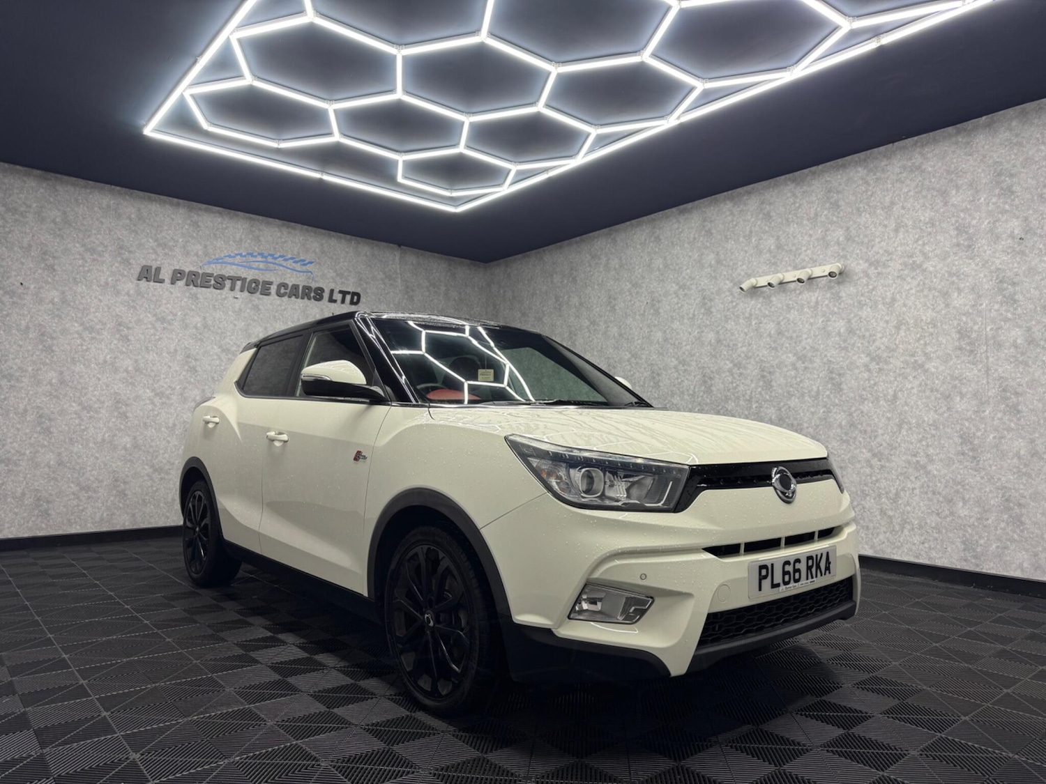 Used Ssangyong Tivoli 2017 for sale - 76440660: Photo 25