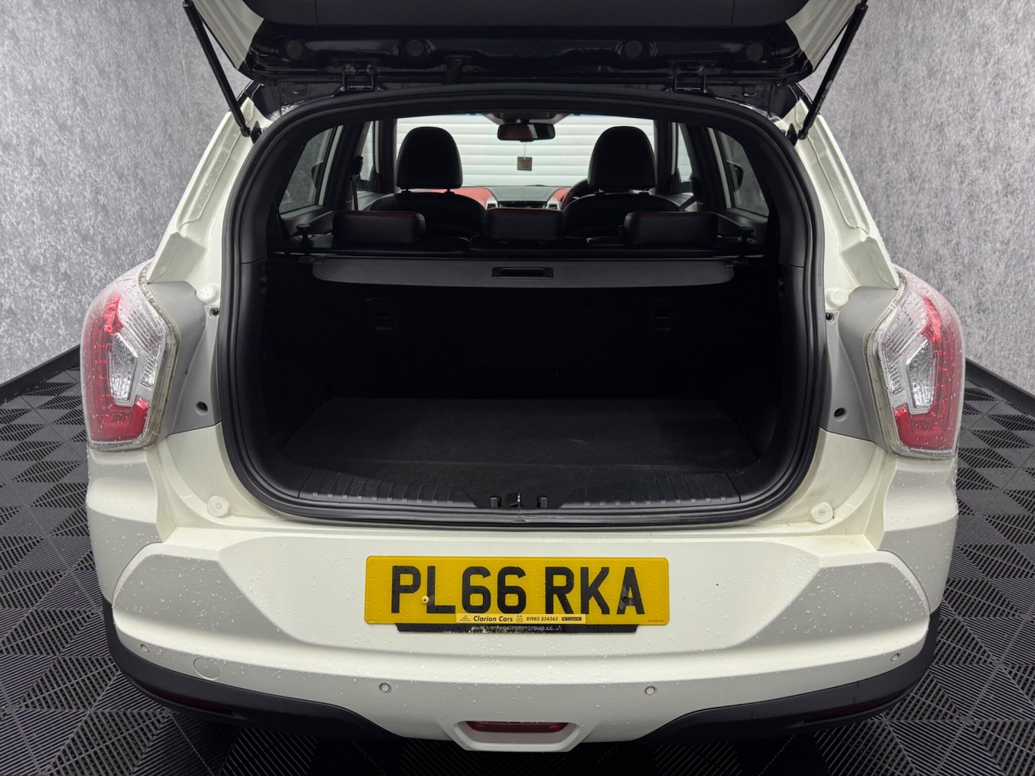 Used Ssangyong Tivoli 2017 for sale - 76440660: Photo 27