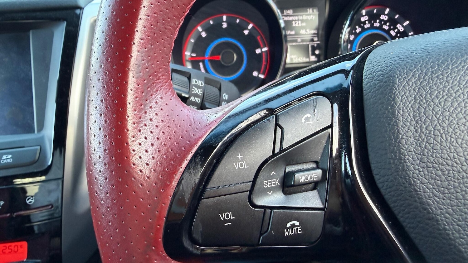 Used Ssangyong Tivoli 2017 for sale - 76440660: Photo 8