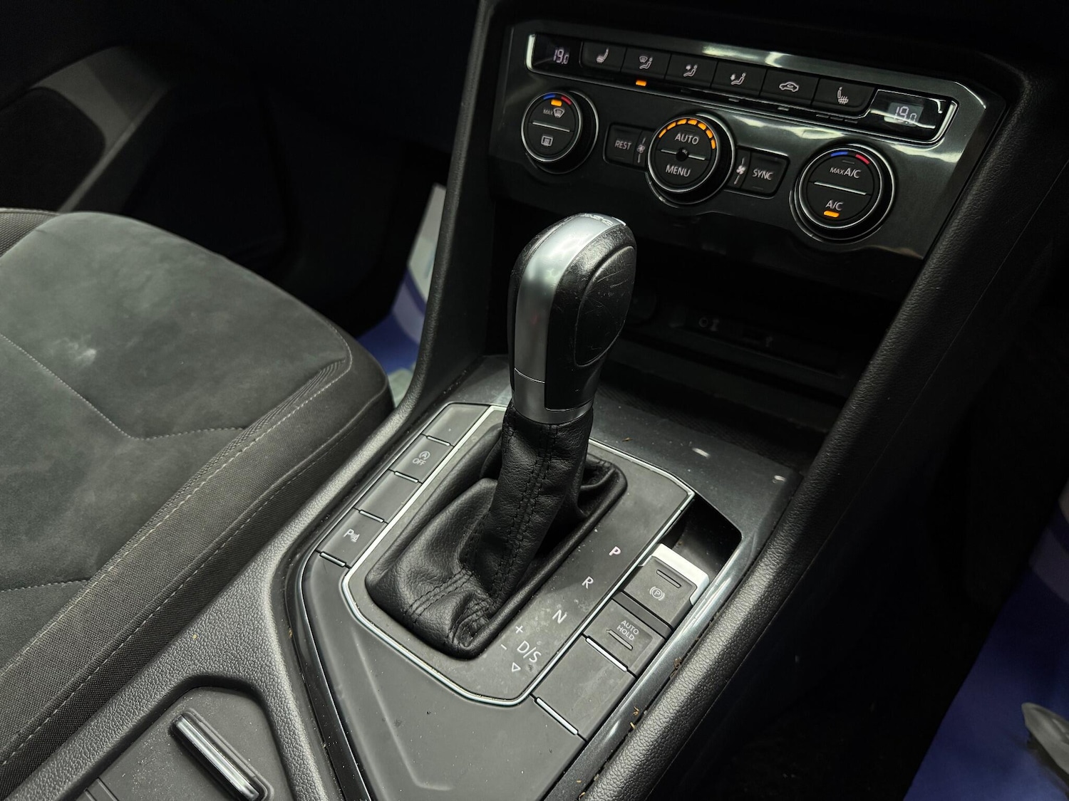 Used Volkswagen Tiguan 2017 for sale - 77060124: Photo 14