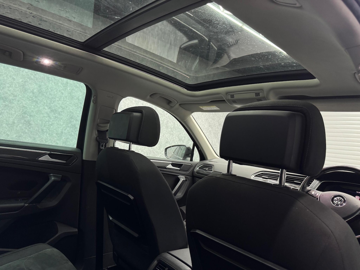 Used Volkswagen Tiguan 2017 for sale - 77060124: Photo 17