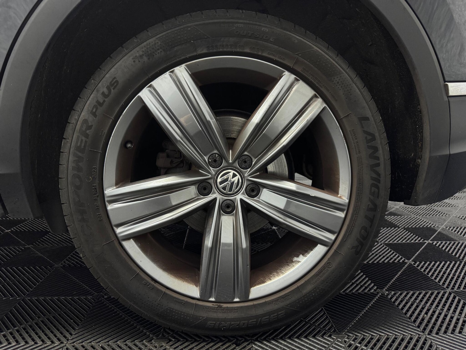 Used Volkswagen Tiguan 2017 for sale - 77060124: Photo 22