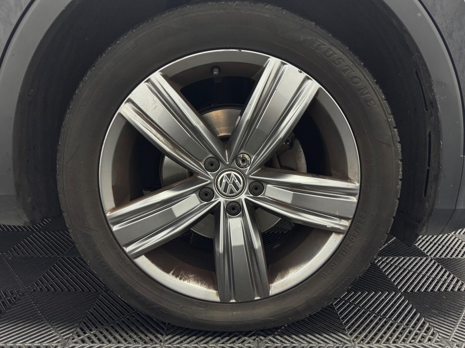 Used Volkswagen Tiguan 2017 for sale - 77060124: Photo 24