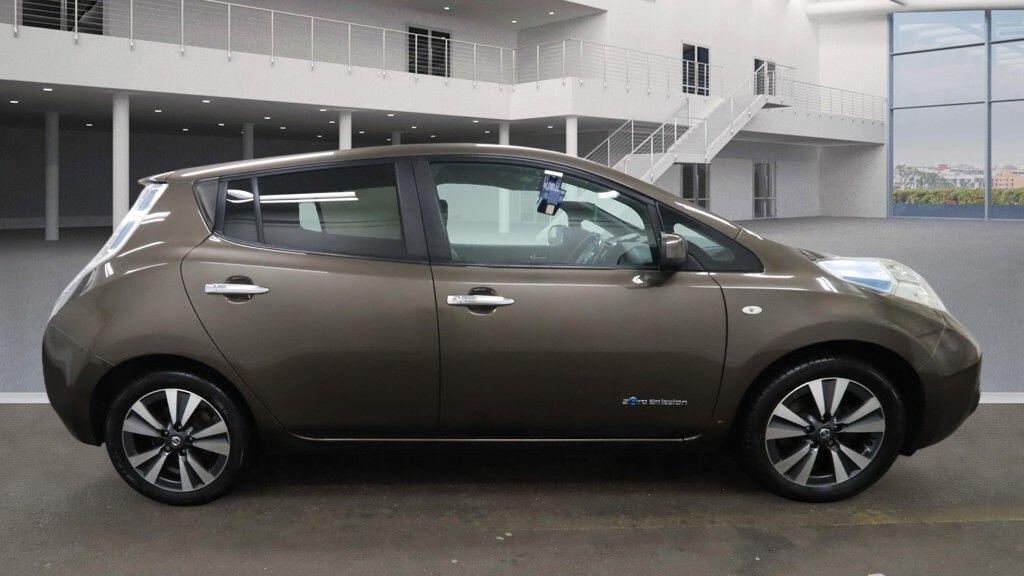 Used Nissan Leaf 2016 for sale - 77564744: Photo 9