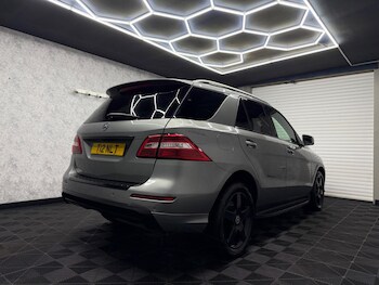 Used Mercedes-Benz M Class 2013 for sale - 77331466: Photo