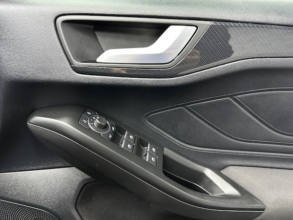 Used Ford Focus 2022 for sale - 74349060: Photo 21