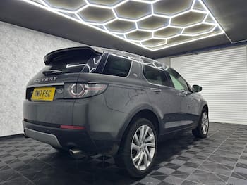 Used Land Rover Discovery Sport 2017 for sale - 79664463: Photo