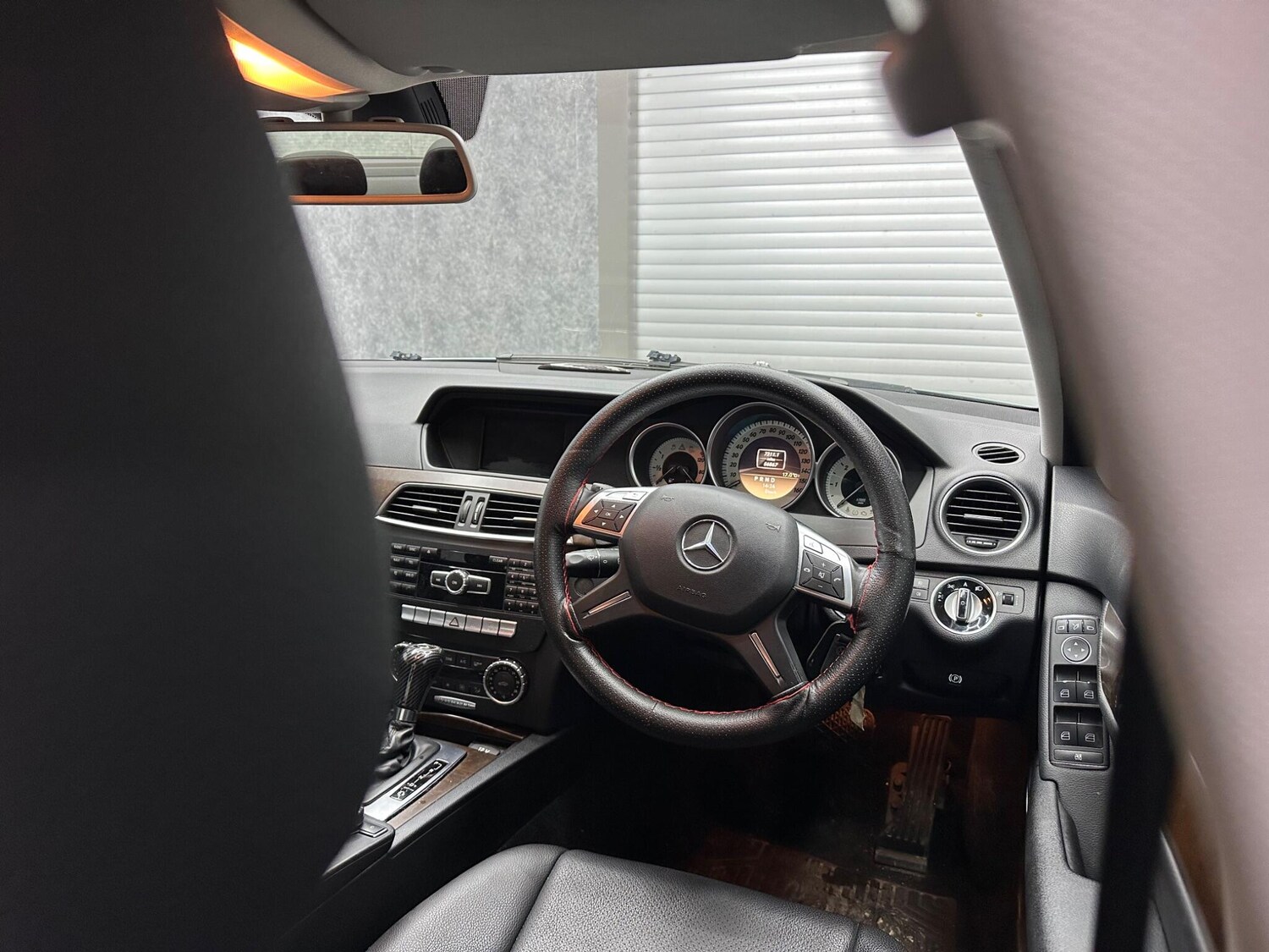 Used Mercedes-Benz C Class 2011 for sale - 78058379: Photo 10