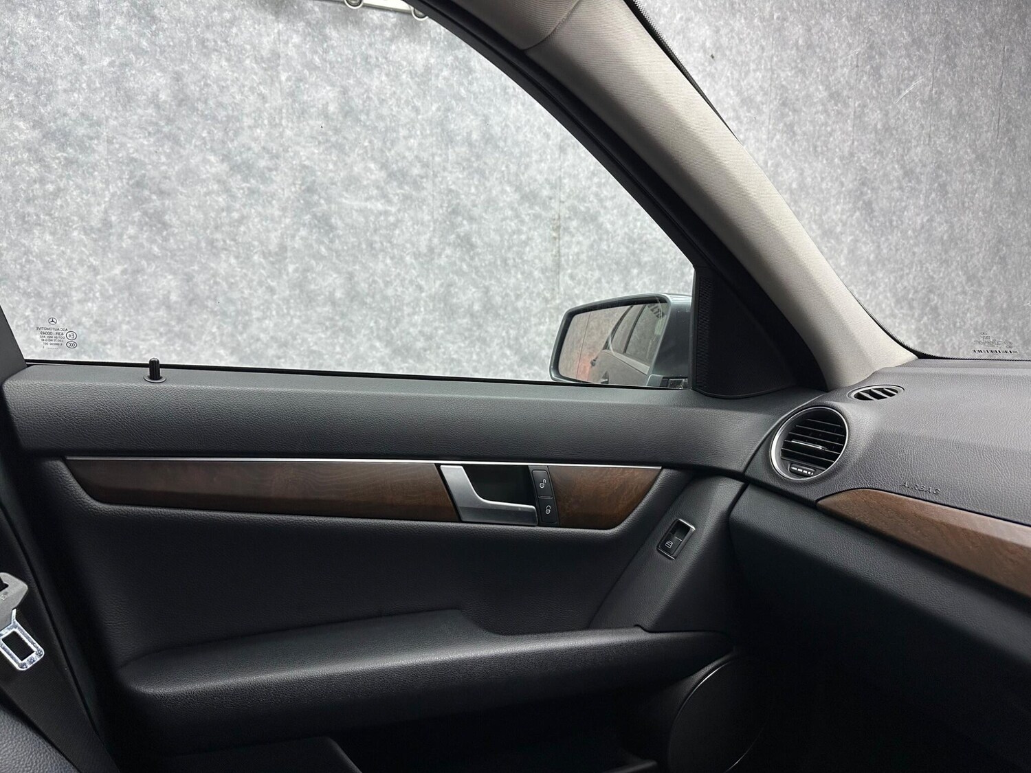 Used Mercedes-Benz C Class 2011 for sale - 78058379: Photo 11