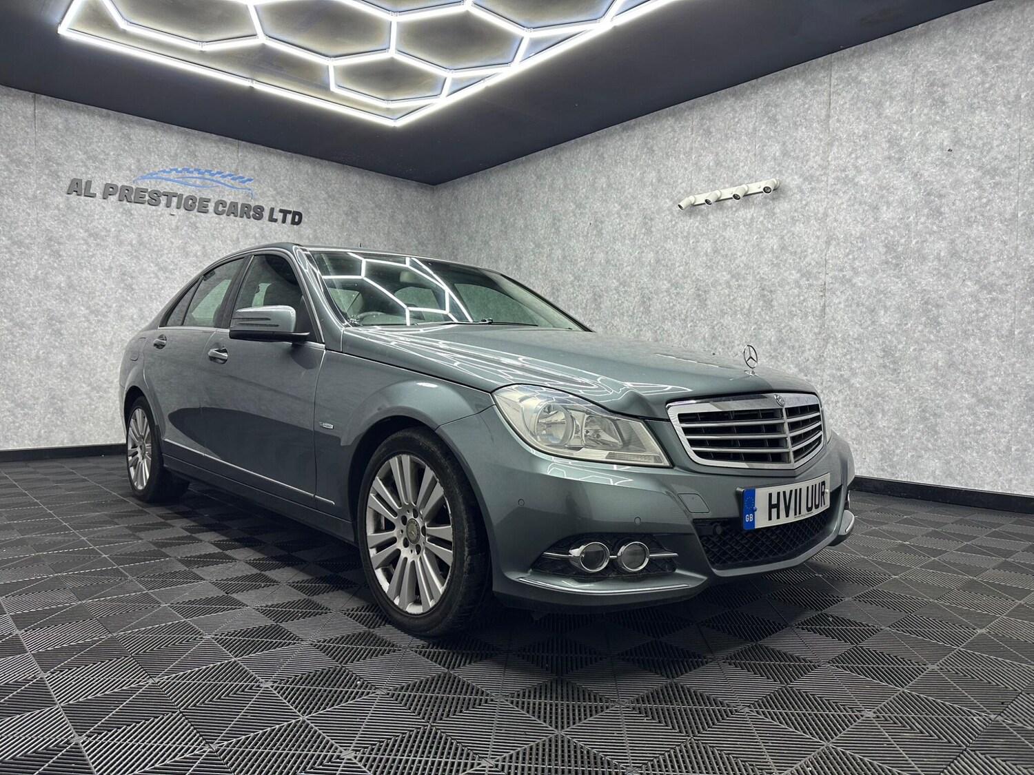 Used Mercedes-Benz C Class 2011 for sale - 78058379: Photo 20