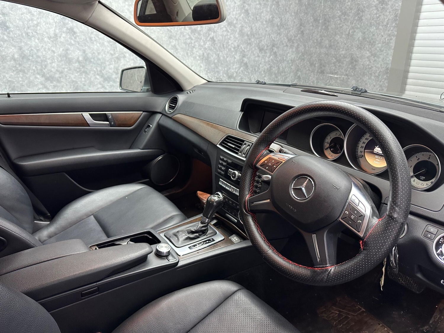 Used Mercedes-Benz C Class 2011 for sale - 78058379: Photo 3