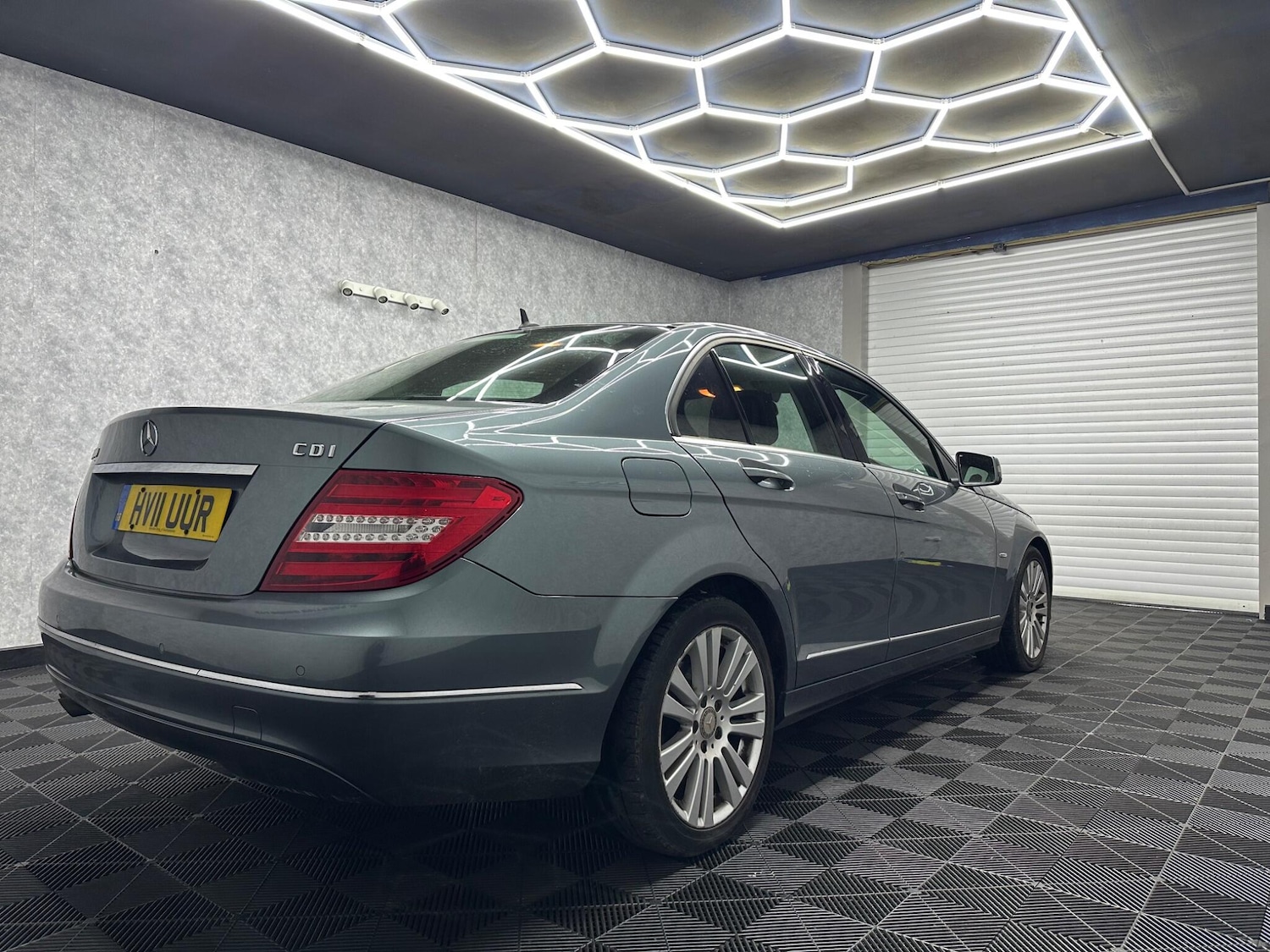 Used Mercedes-Benz C Class 2011 for sale - 78058379: Photo 4