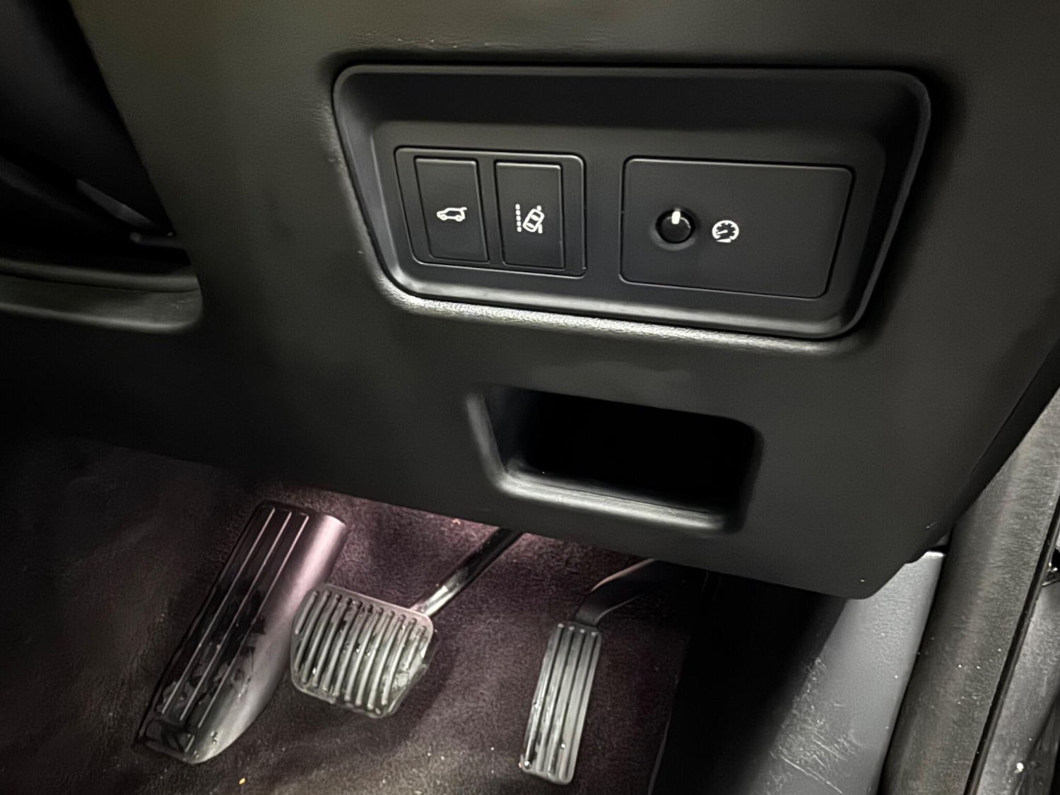 Used Land Rover Discovery 2017 for sale - 76024563: Photo 17