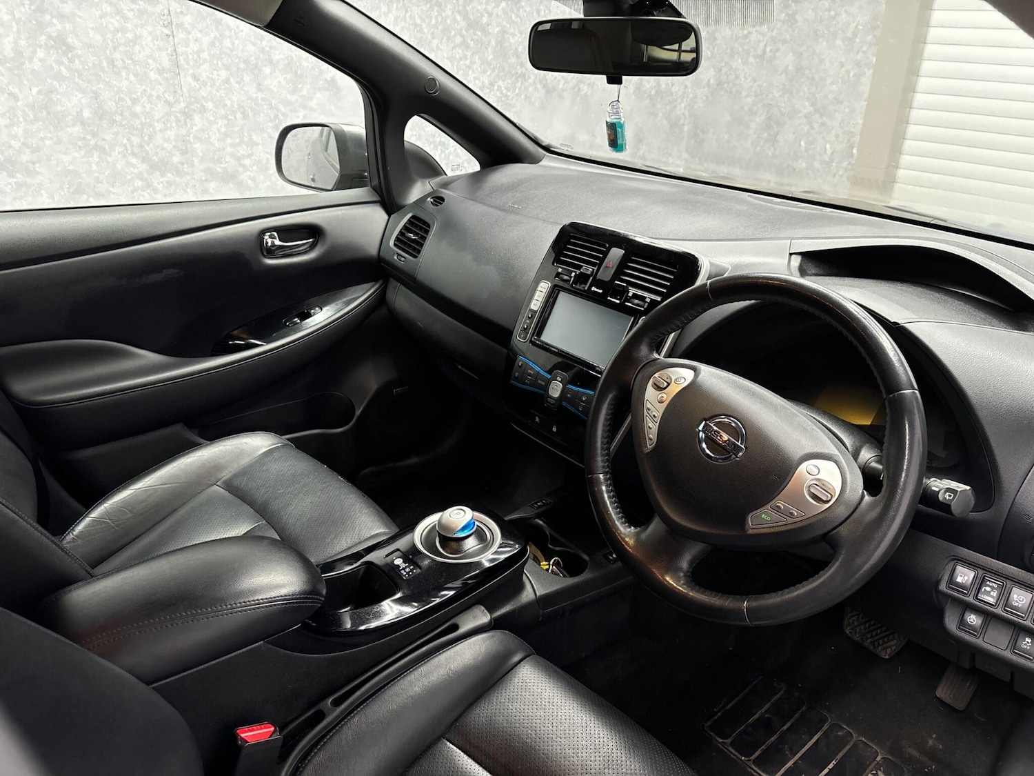Used Nissan Leaf 2015 for sale - 78058259: Photo 2