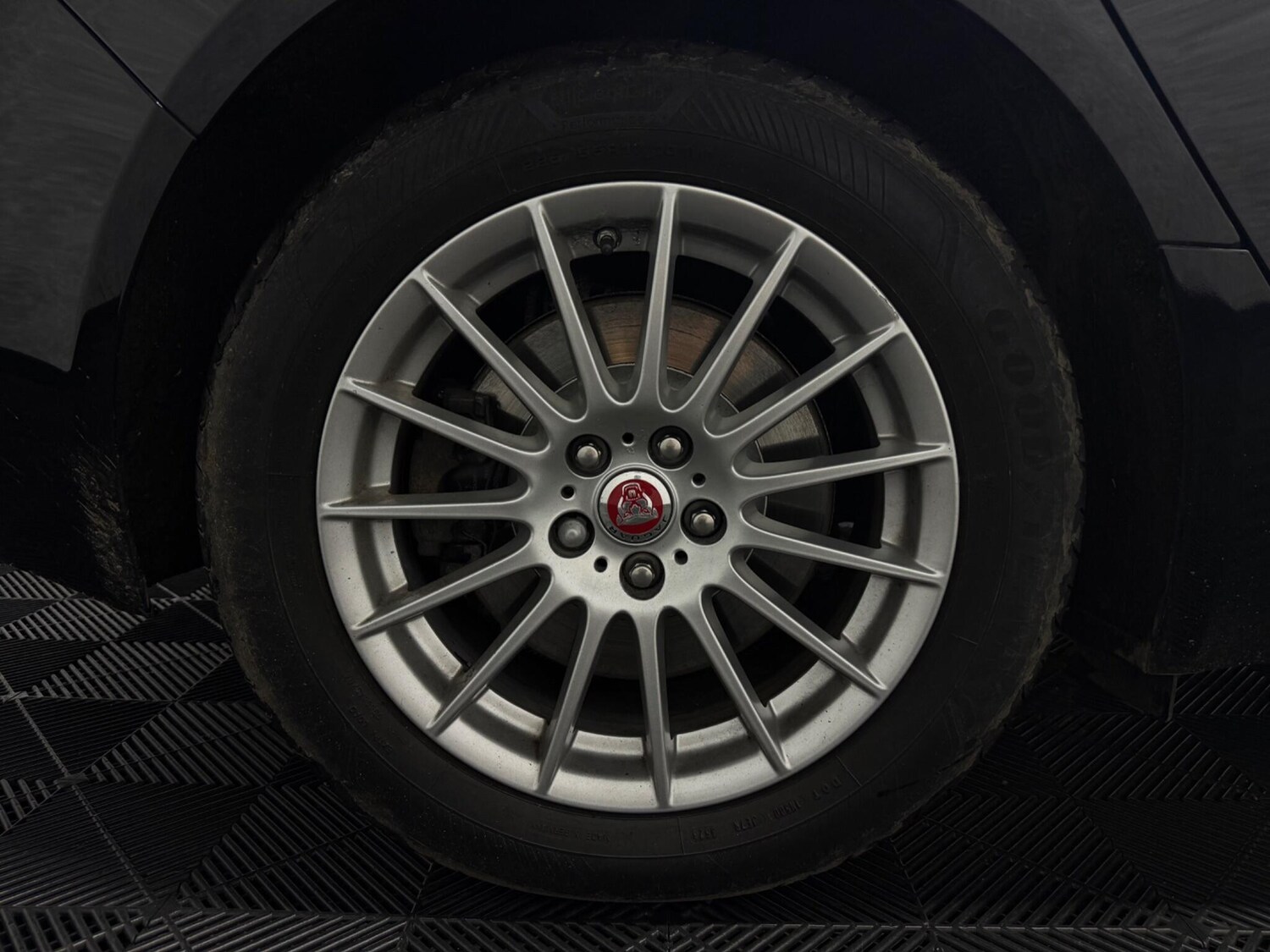 Used Jaguar XF 2017 for sale - 78058033: Photo 27