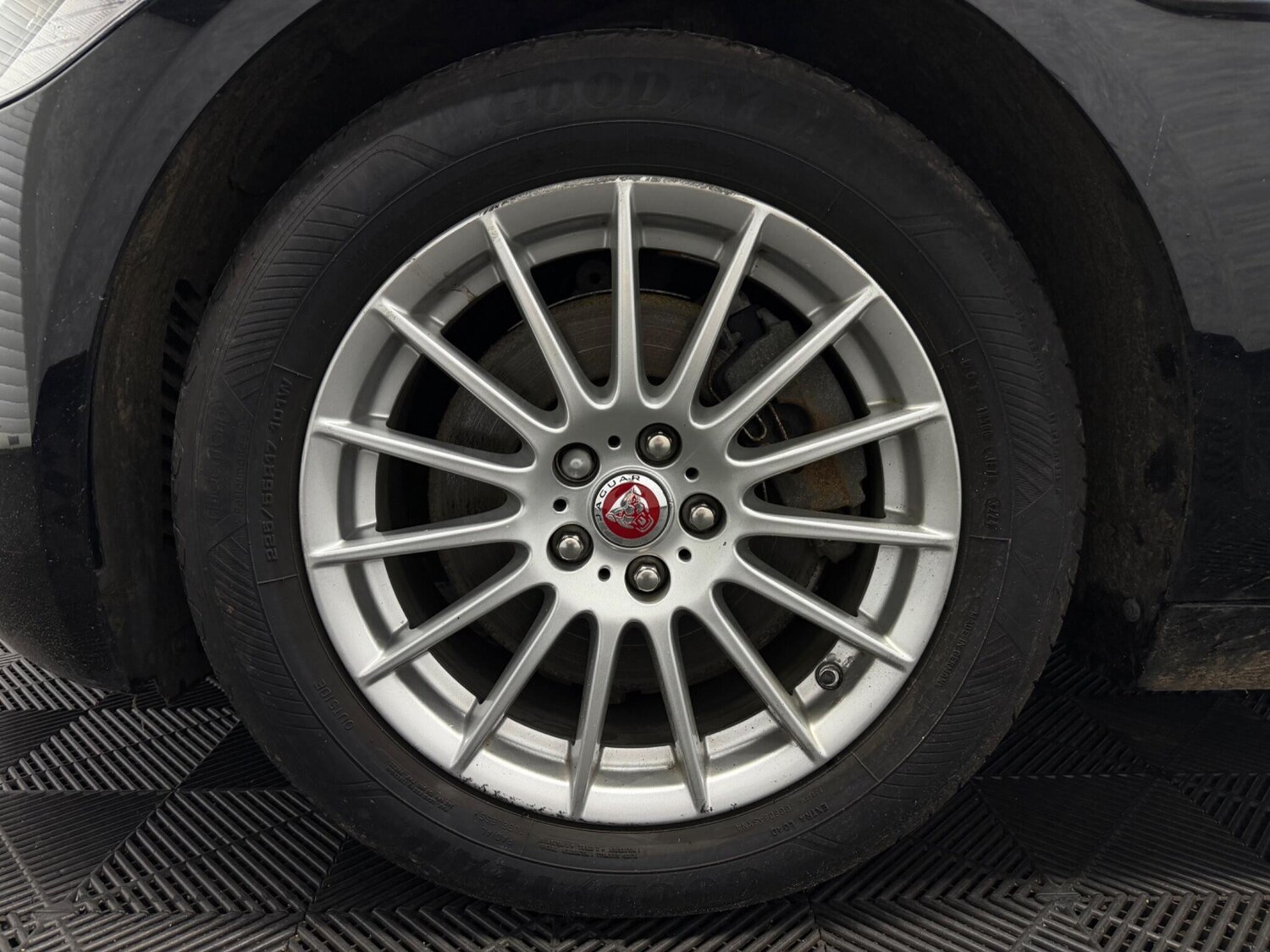 Used Jaguar XF 2017 for sale - 78058033: Photo 29