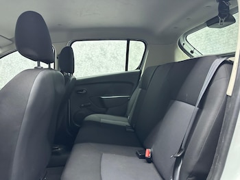 Used Dacia Sandero 2014 for sale - 77769502: Photo