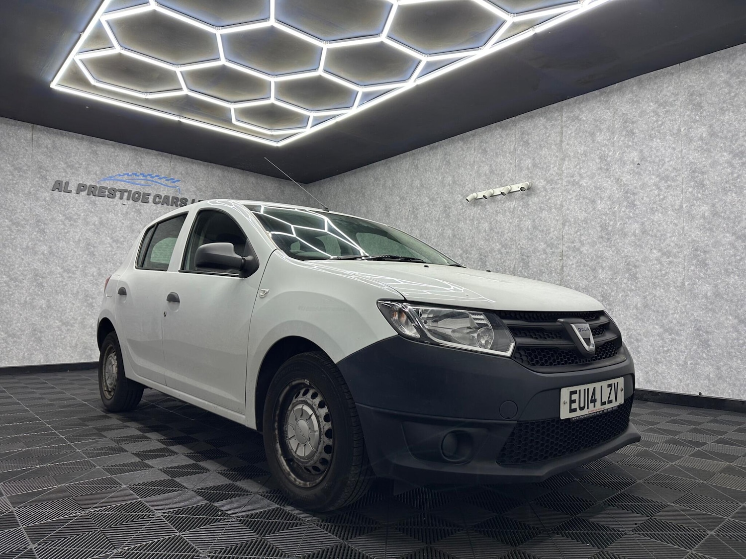 Used Dacia Sandero 2014 for sale - 77769502: Photo 5