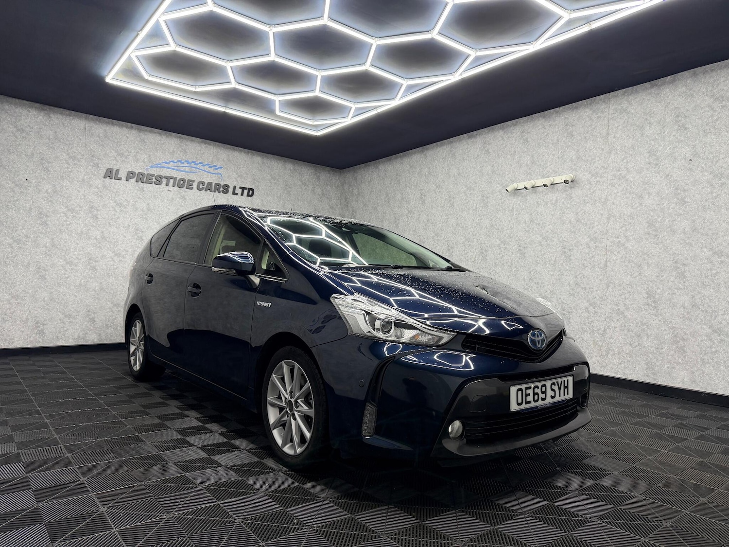 Used Toyota Prius+ 2019 for sale - 77242271: Photo 22