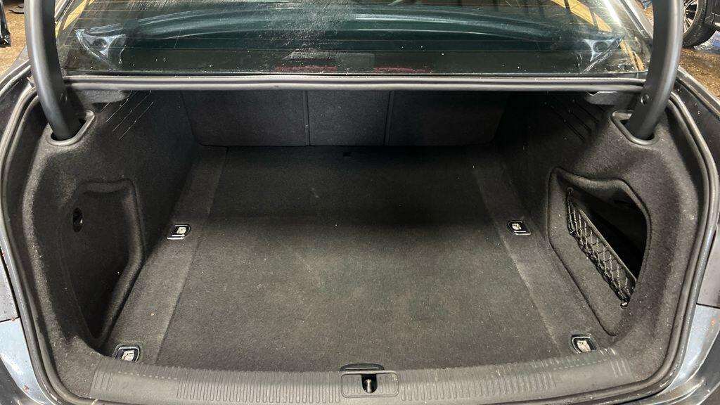 Used Audi A4 2018 for sale - 77097602: Photo 9