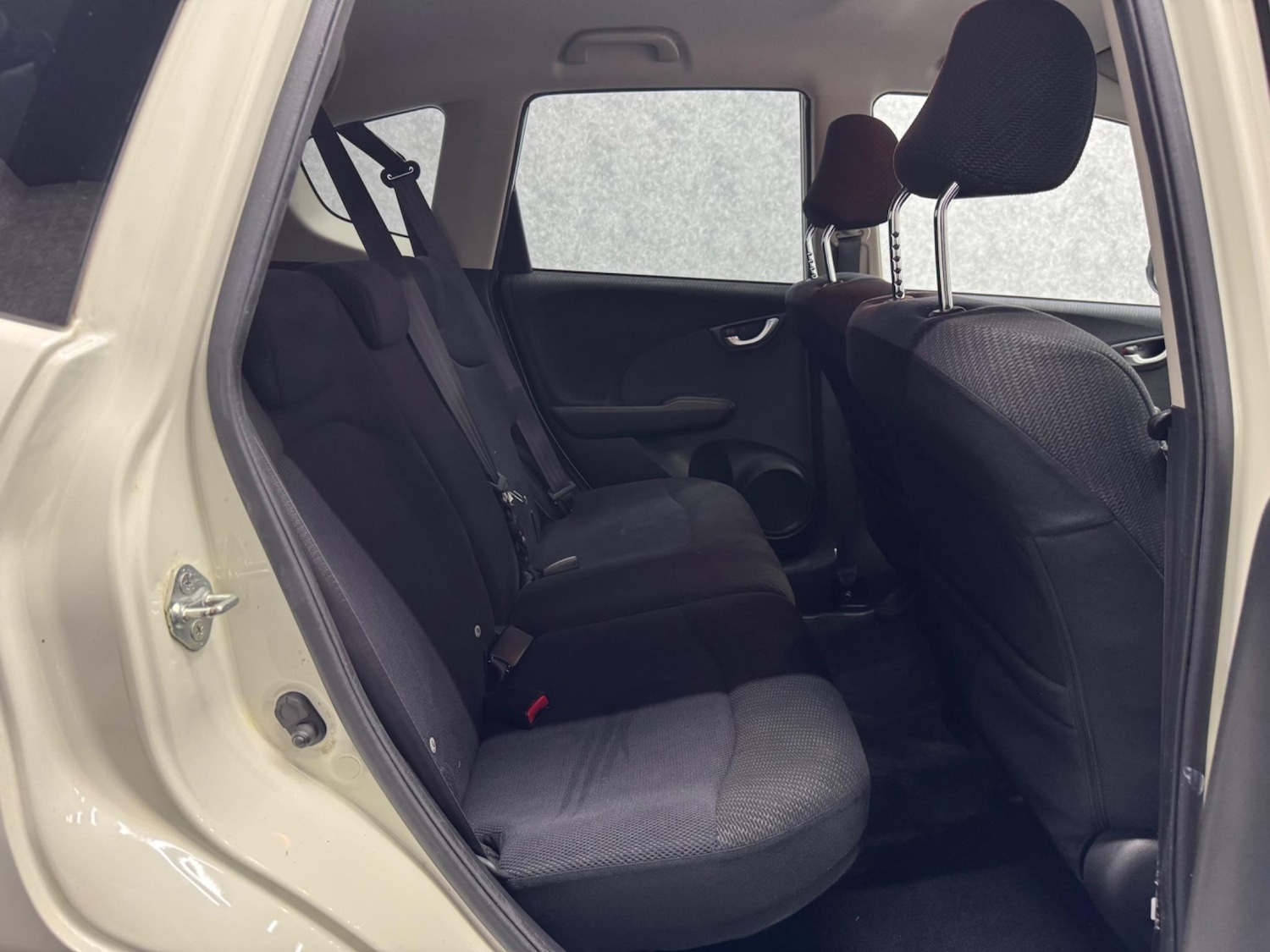 Used Honda Jazz 2013 for sale - 77497424: Photo 4