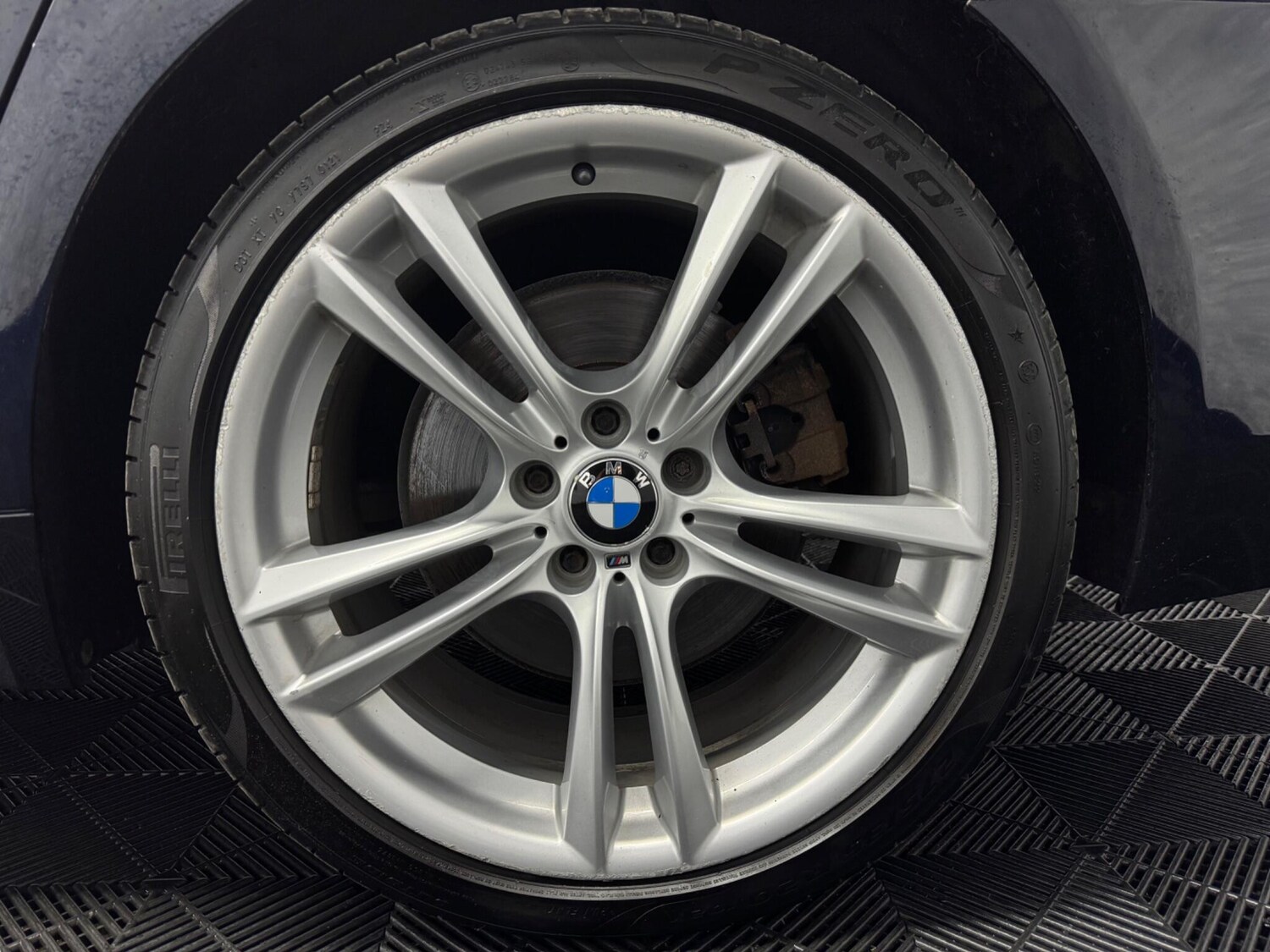 Used BMW 7 Series 2014 for sale - 77469388: Photo 32