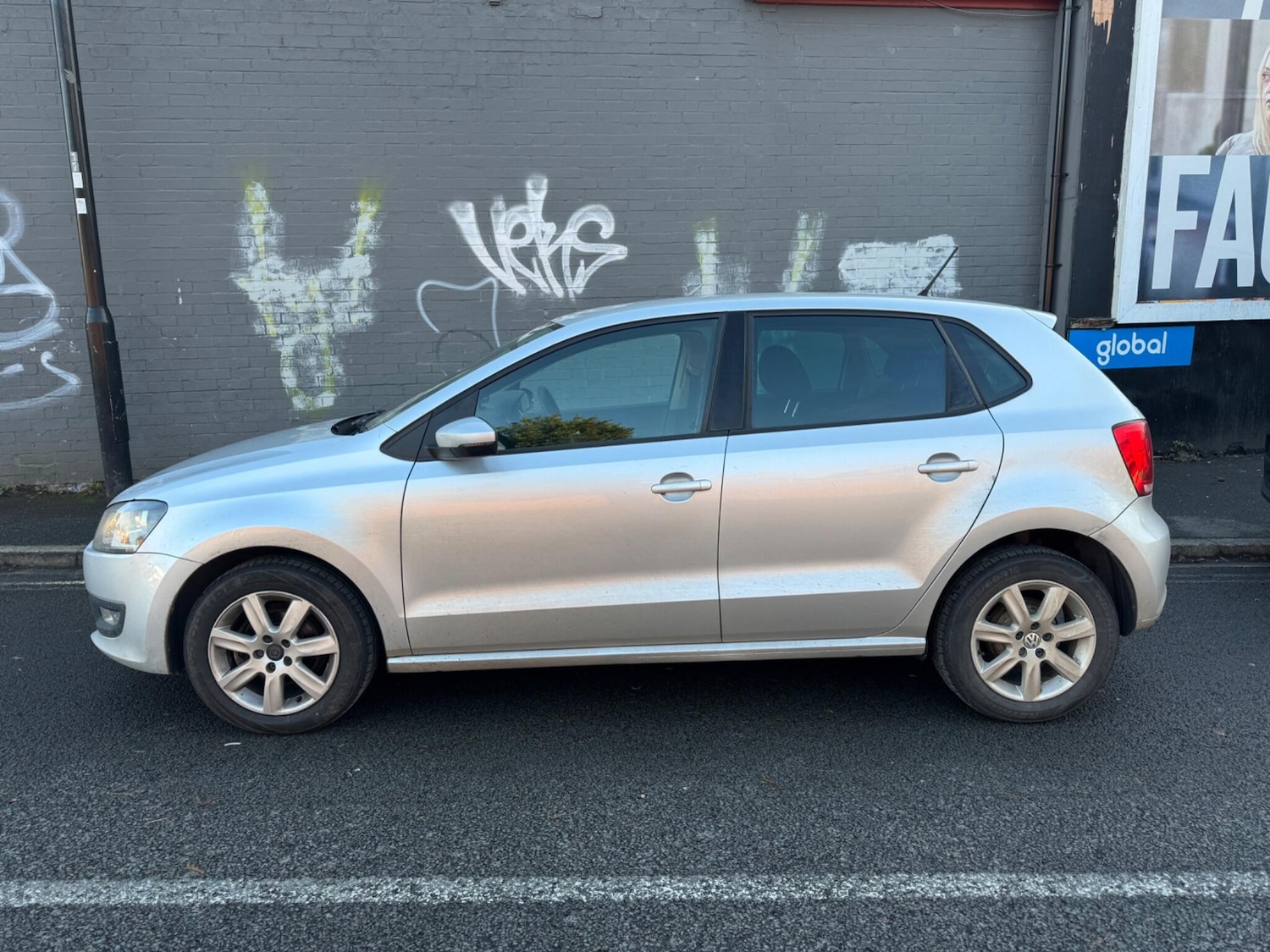 Used Volkswagen Polo 2012 for sale - 76446427: Photo 10