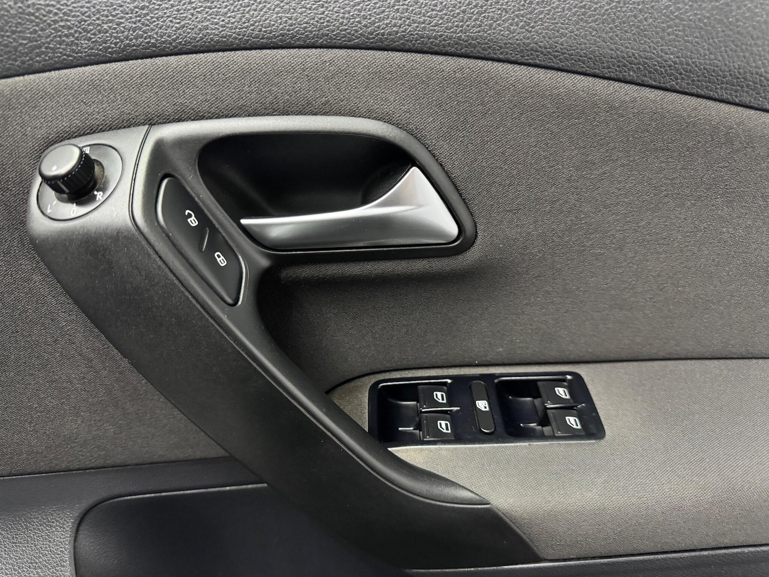 Used Volkswagen Polo 2012 for sale - 76446427: Photo 17