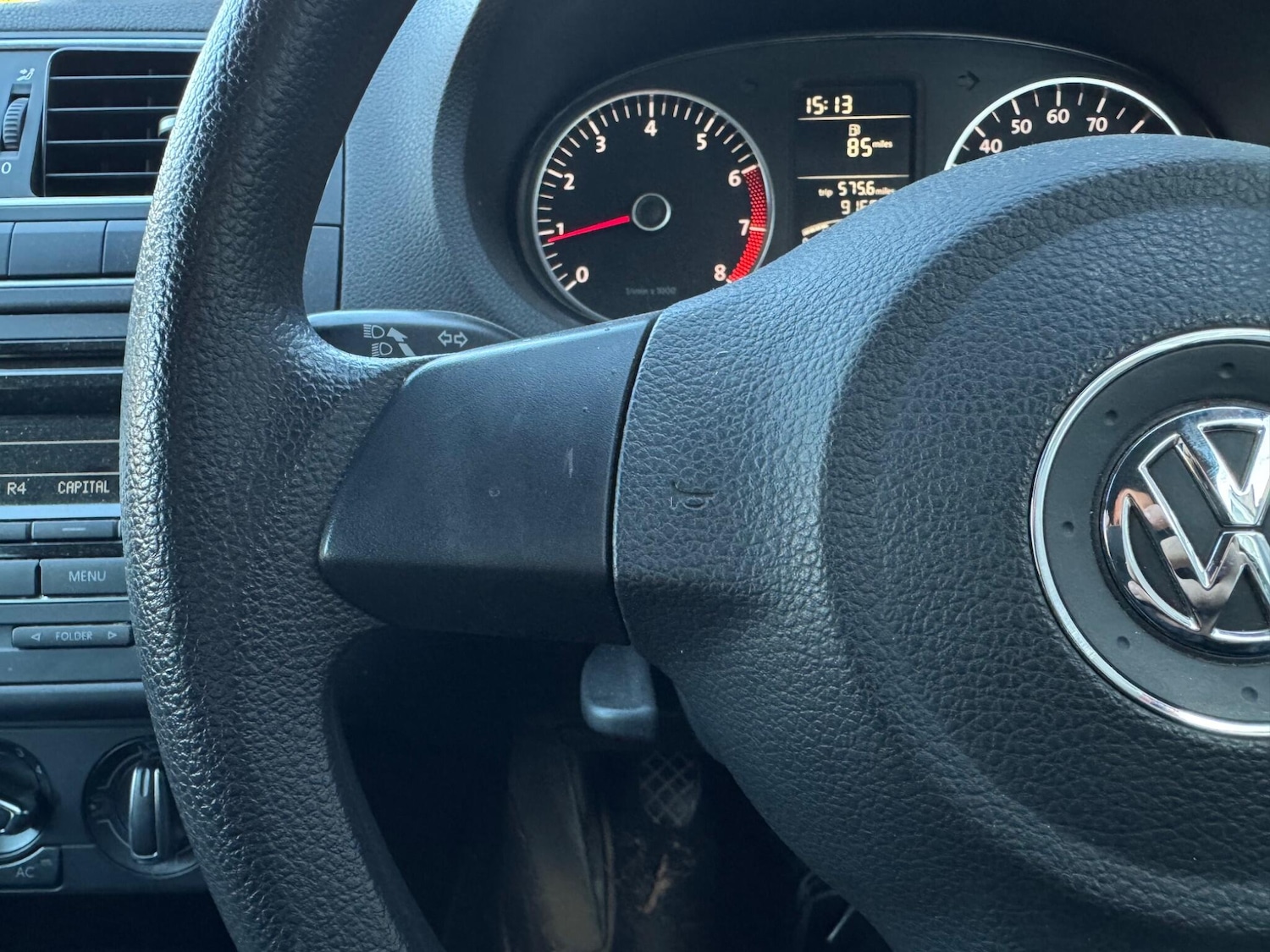 Used Volkswagen Polo 2012 for sale - 76446427: Photo 4