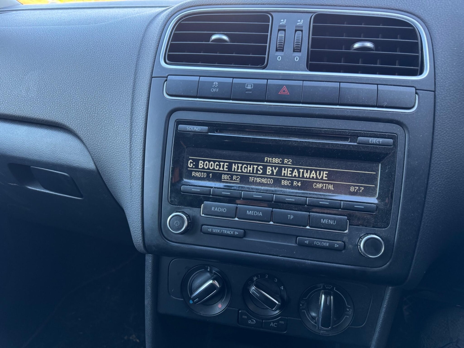 Used Volkswagen Polo 2012 for sale - 76446427: Photo 6