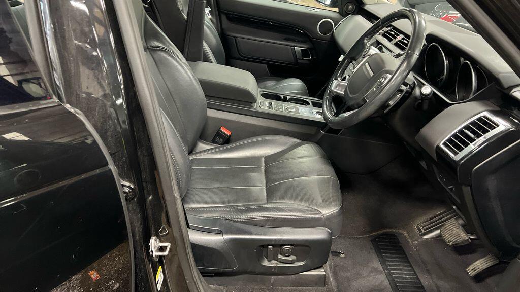 Used Land Rover Discovery 2017 for sale - 76597189: Photo 2