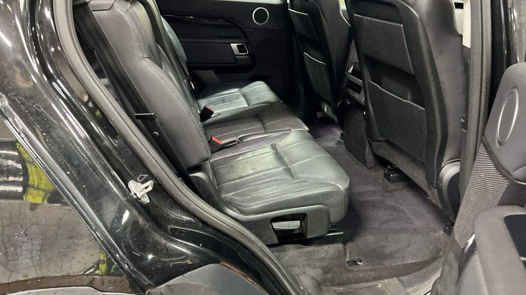 Used Land Rover Discovery 2017 for sale - 76597189: Photo 3