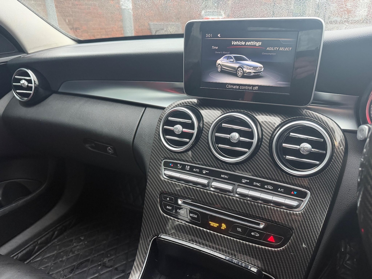 Used Mercedes-Benz C Class 2015 for sale - 77305470: Photo 18