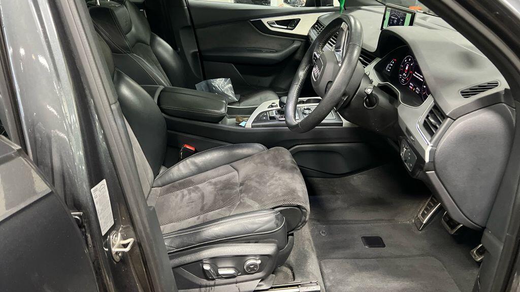 Used Audi Q7 2018 for sale - 77574977: Photo 2