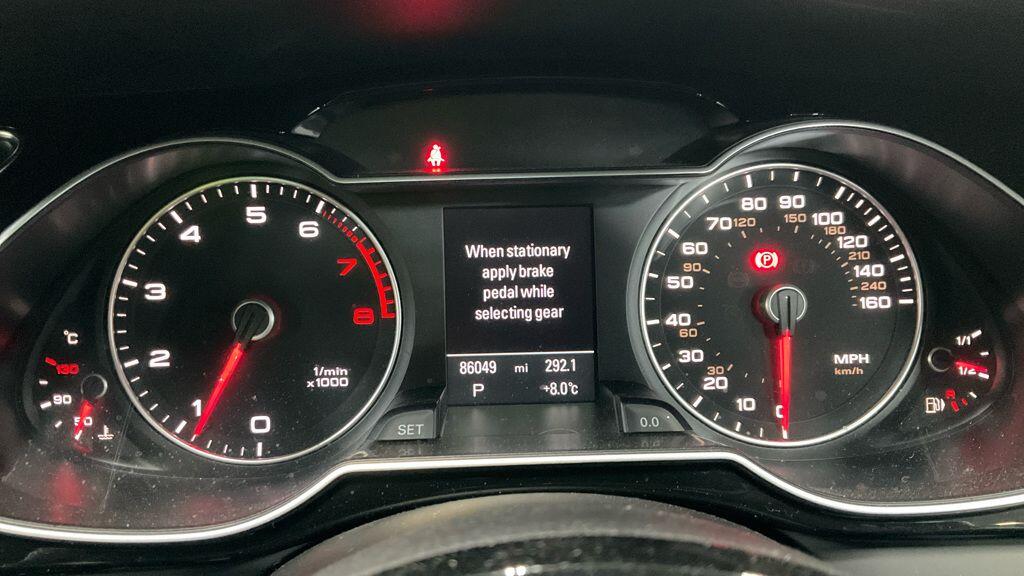 Used Audi A4 2013 for sale - 76658886: Photo 4