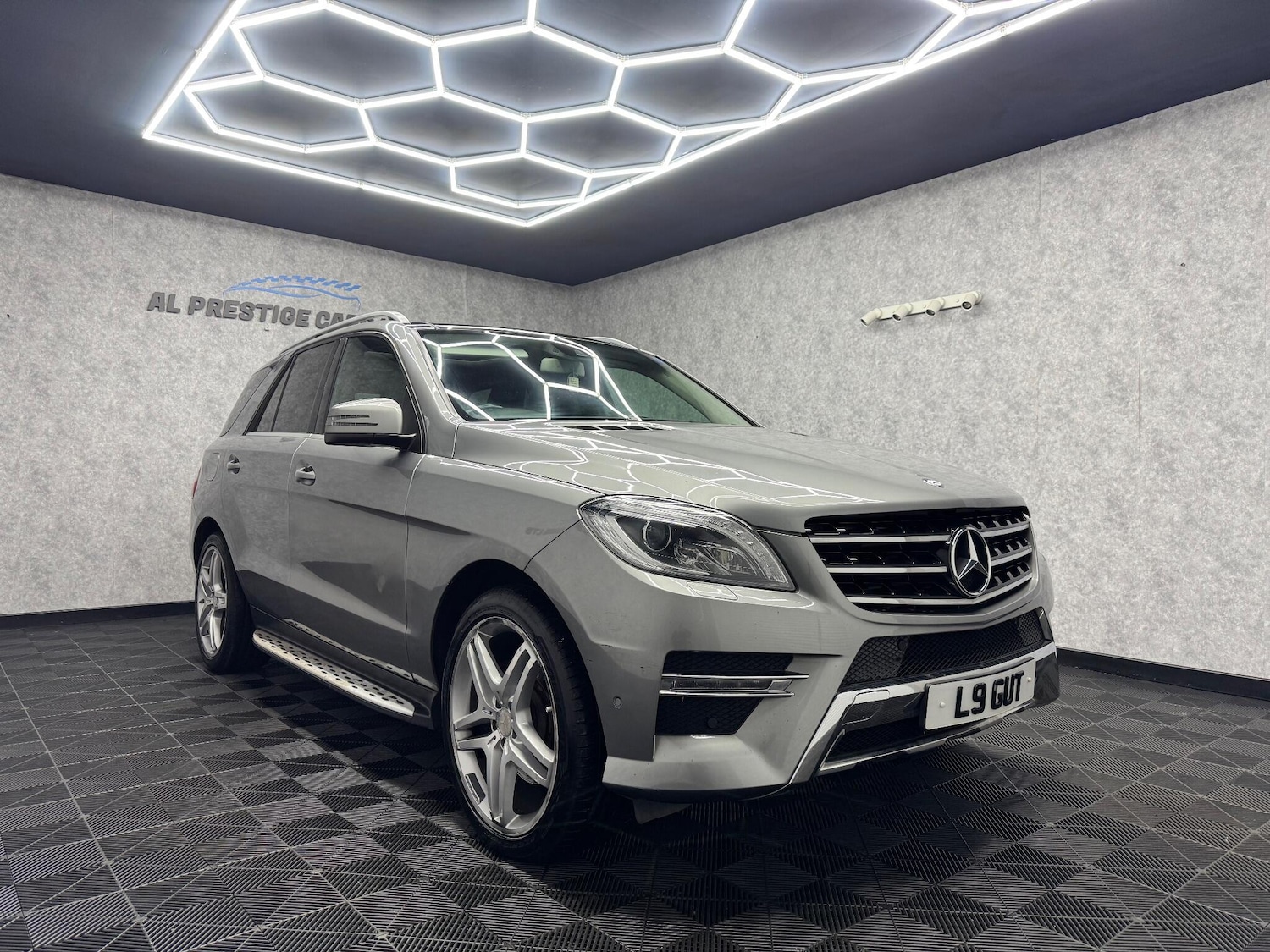 Used Mercedes-Benz M Class 2015 for sale - 76658842: Photo 22