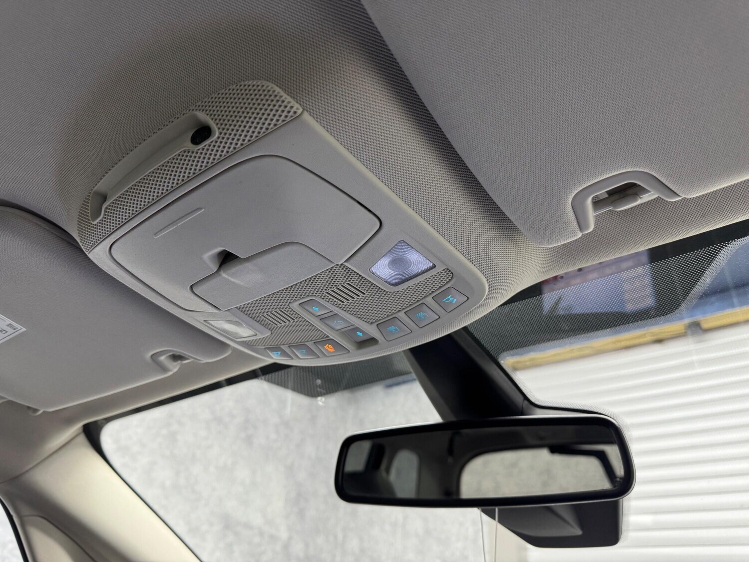 Used Ford Galaxy 2017 for sale - 76634079: Photo 25