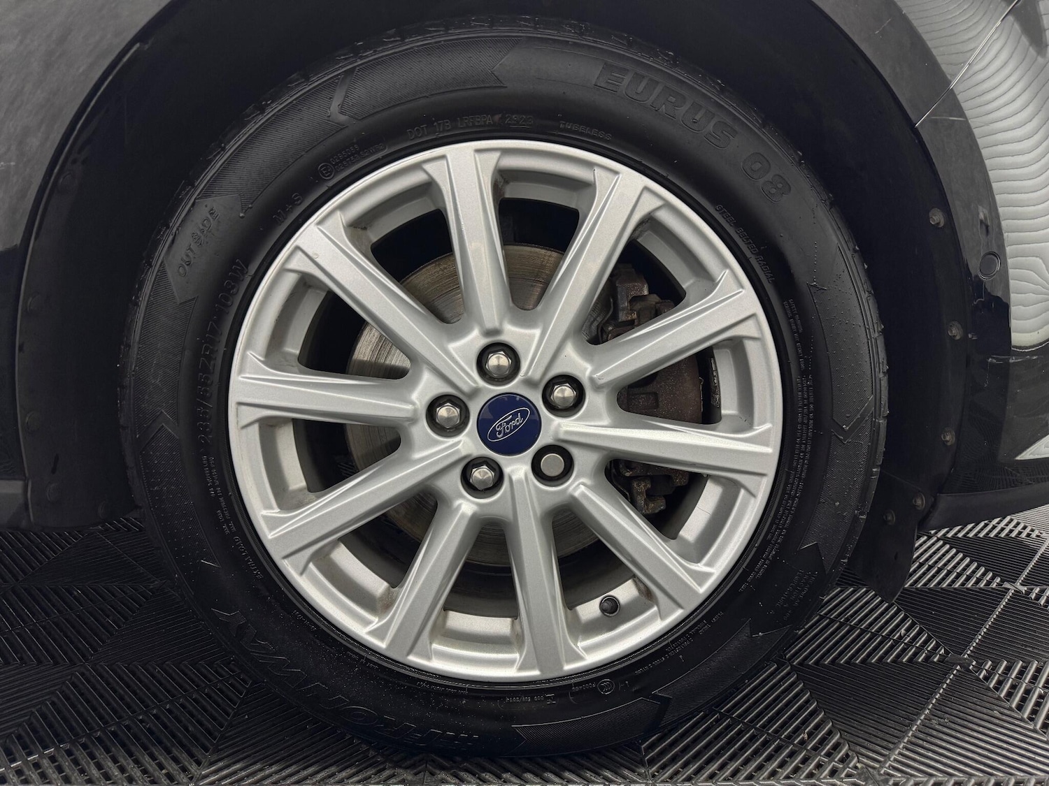 Used Ford Galaxy 2017 for sale - 76634079: Photo 32