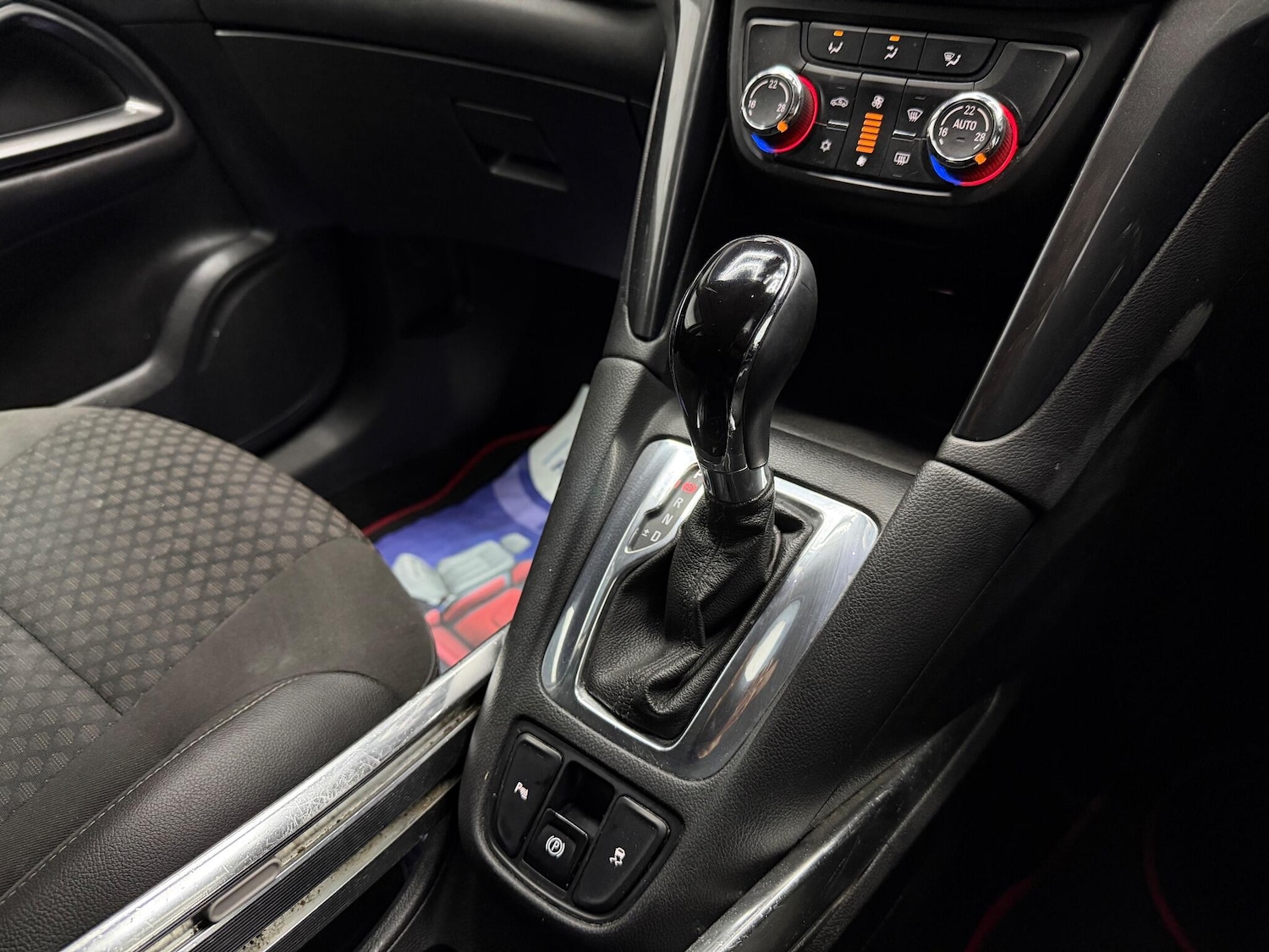 Used Vauxhall Zafira 2017 for sale - 77469370: Photo 11