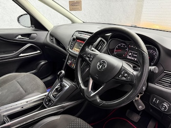 Used Vauxhall Zafira 2017 for sale - 77469370: Photo