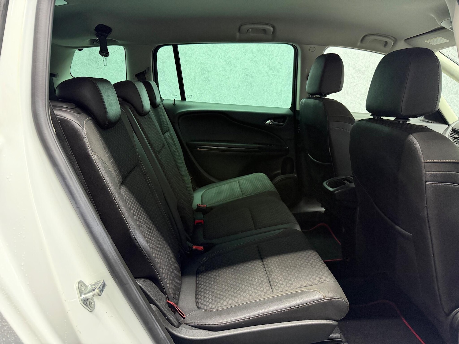 Used Vauxhall Zafira 2017 for sale - 77469370: Photo 7