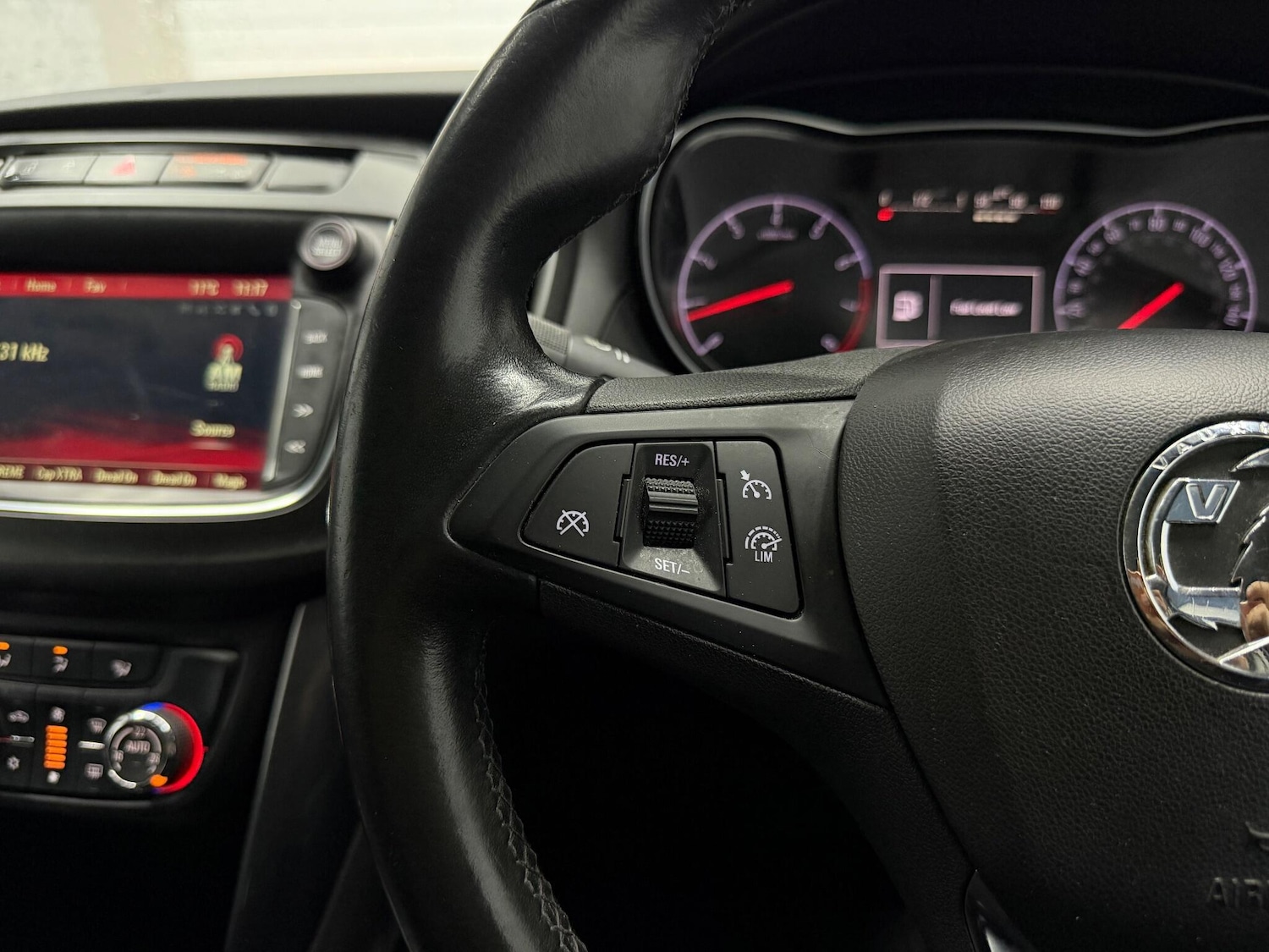 Used Vauxhall Zafira 2017 for sale - 77469370: Photo 9