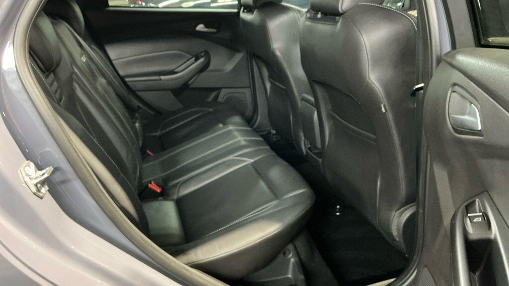 Used Ford Focus for sale - 76824766: Photo 2