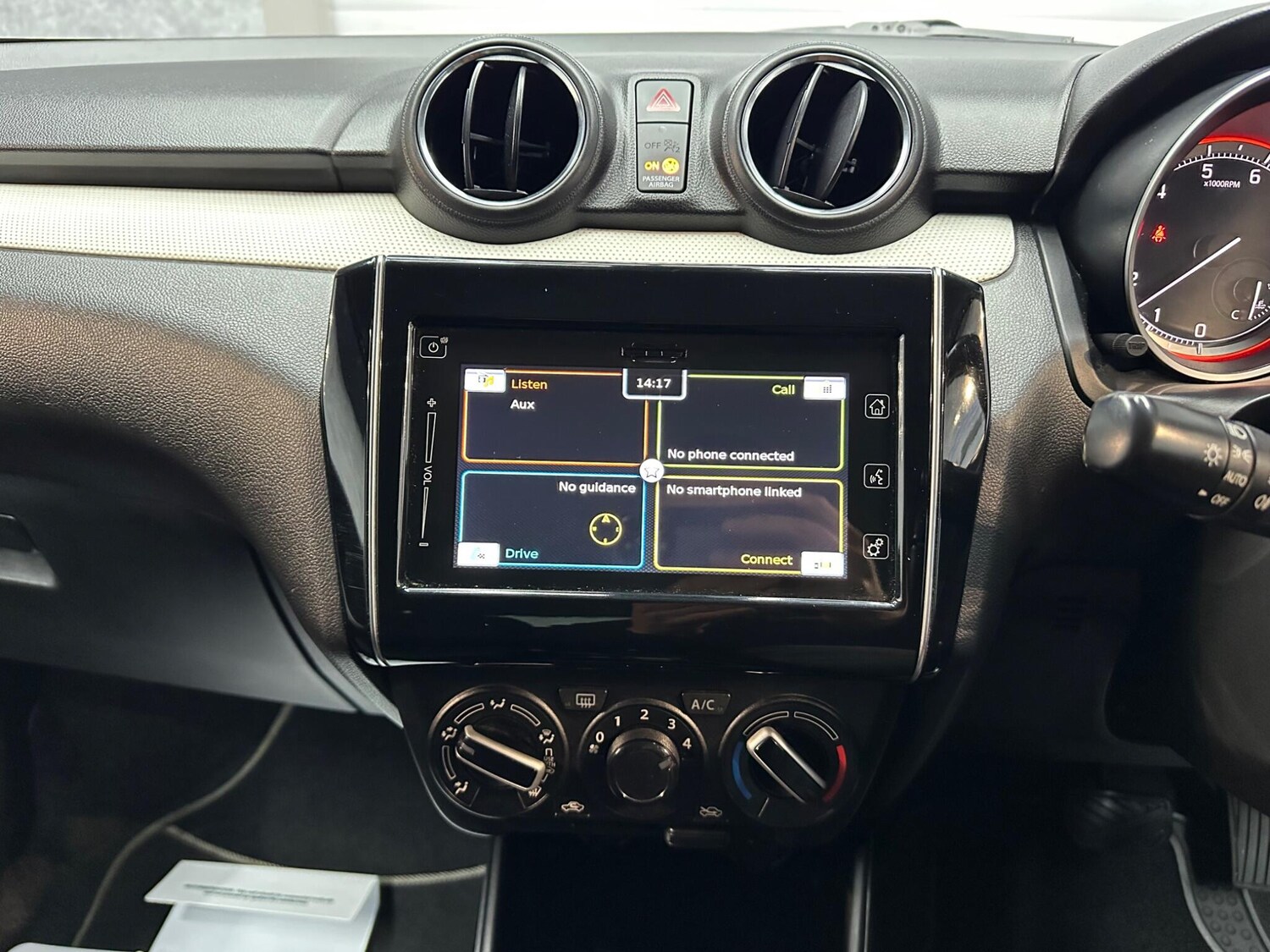 Used Suzuki Swift 2021 for sale - 78058311: Photo 11