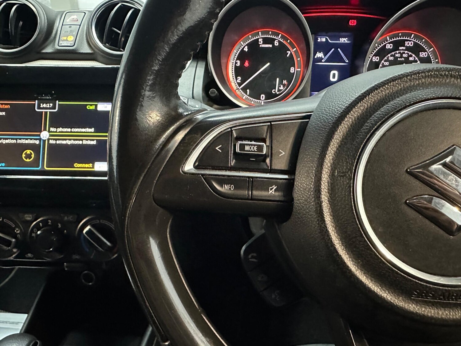 Used Suzuki Swift 2021 for sale - 78058311: Photo 9