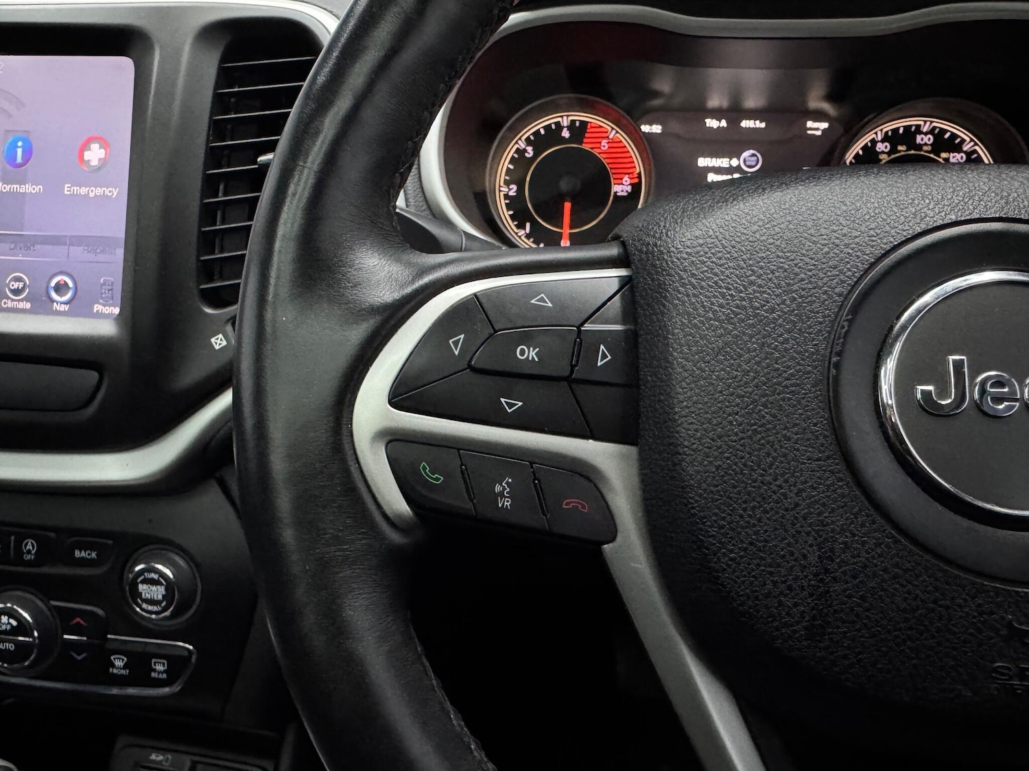 Used Jeep Cherokee for sale - 77925937: Photo 8